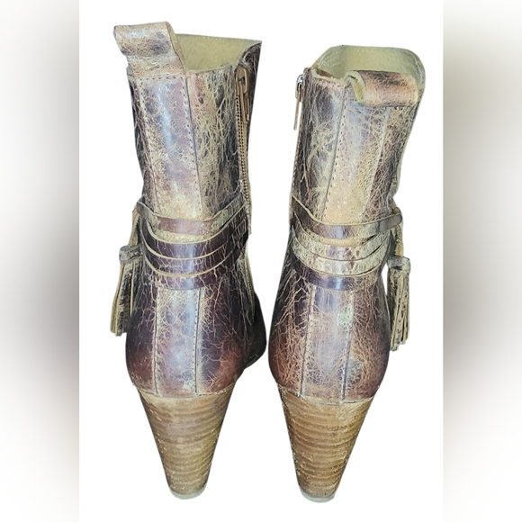 Diba True Distressed Barn Storm Wedge Boots, Womens 8 - Picture 6 of 9